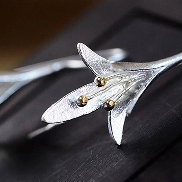 Boucles d'oreilles florales en argent exclusives