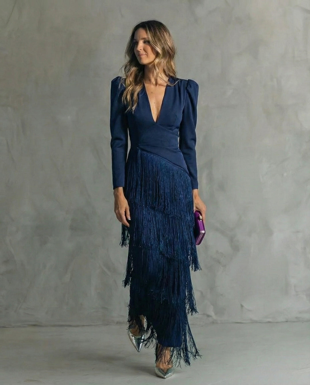 Chiara - Robe élégante avec manches à franges