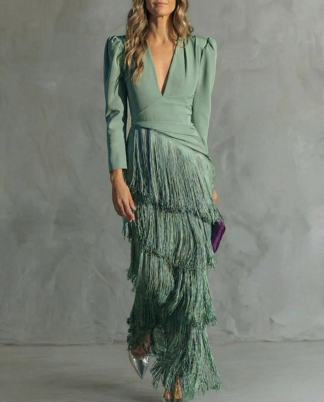 Chiara - Robe élégante avec manches à franges